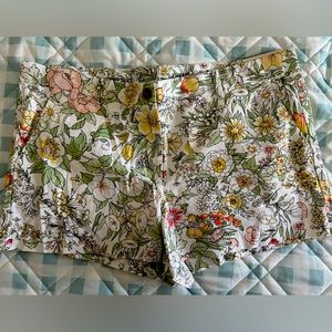 Women’s Gap Shorts